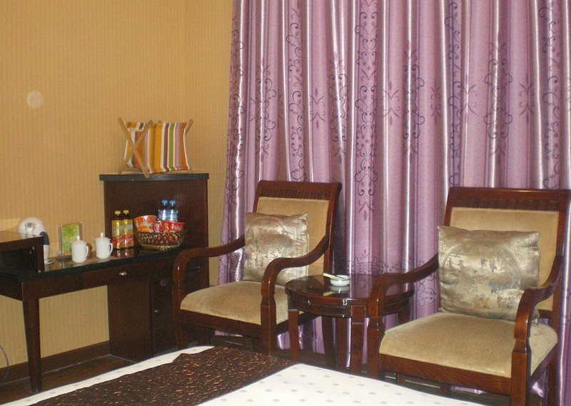 Dongfang Yuelai Hotel JinanGuest Room