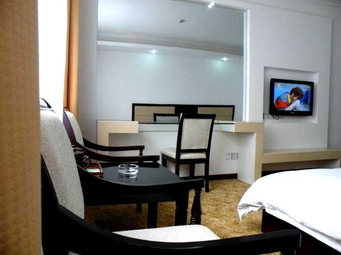 Huaxiang Hotel Guest Room