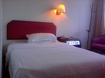 Yalan Hotel Guangzhou Guest Room