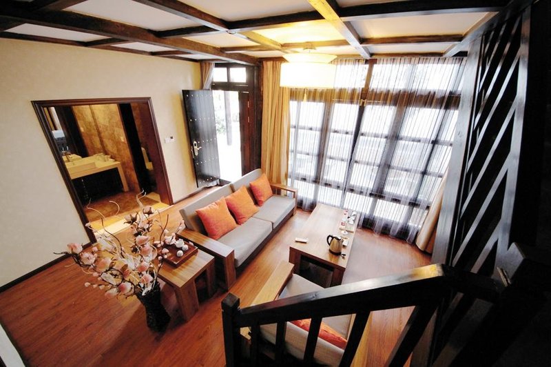 Lijiang Shuhe BackBay Holiday Club  Guest Room