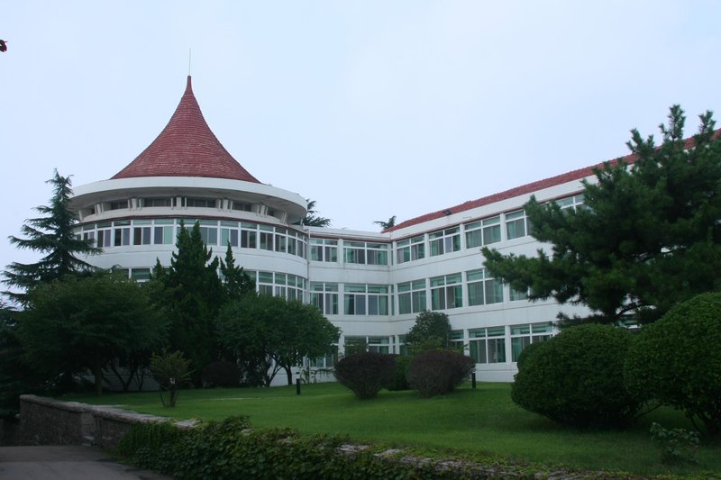 Qingdao Garden Hotel Over view