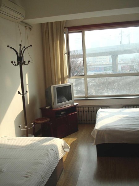 Jixiang Inn Guest Room