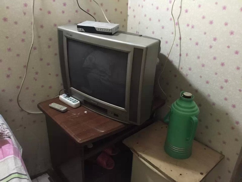 South Supermarket Hotel Guest Room