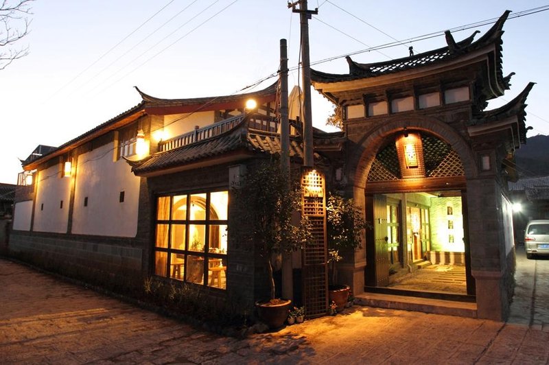Lijiang Shuhe BackBay Holiday Club  Over view