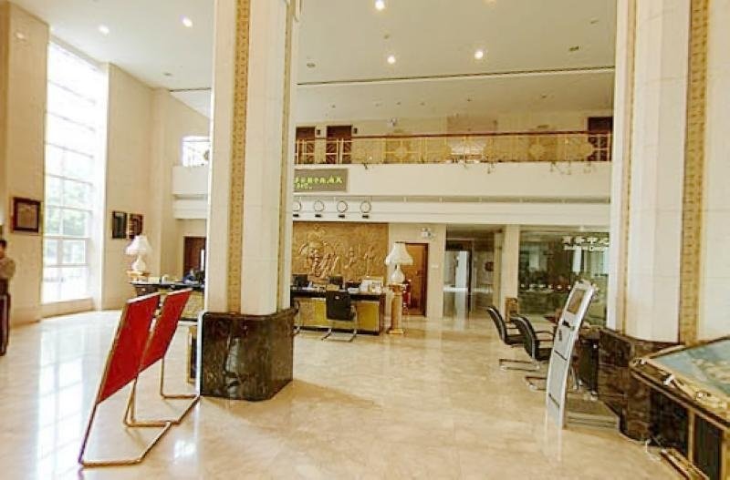 Jingpo Hotel Liyang Lobby