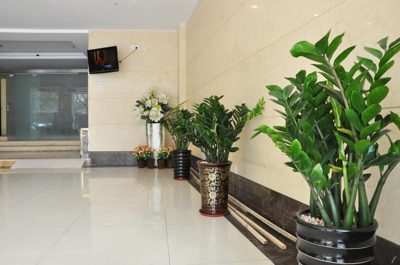 Guangzhou Pine Garden Hotel Lobby