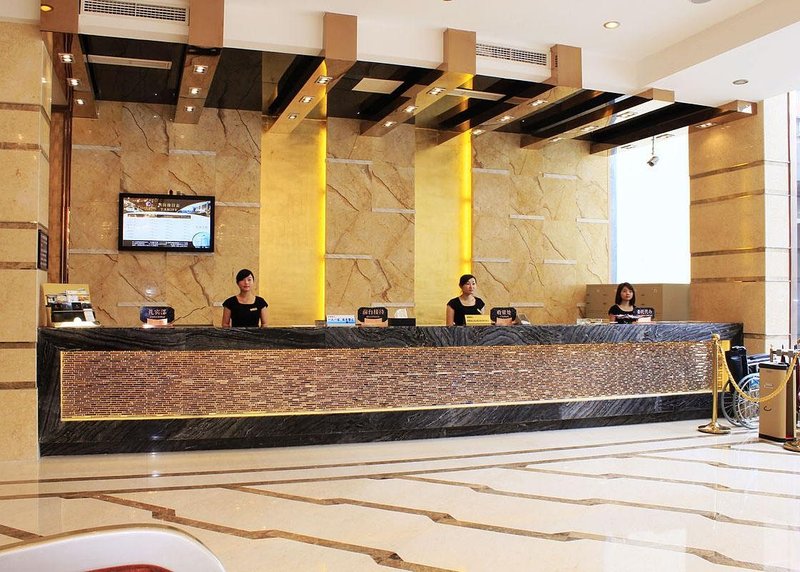 Cland Hotel Chengdu Lobby