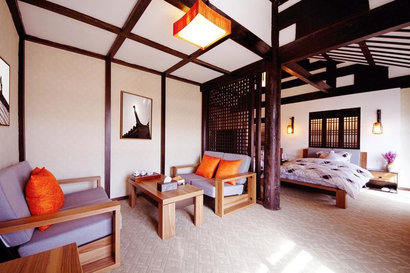 Lijiang Shuhe BackBay Holiday Club  Guest Room