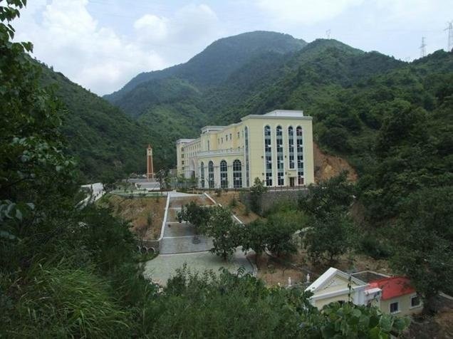 Zhashui Zhongnan Impression Hotel Over view