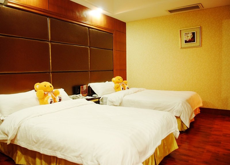 Qingyuan Yingde Hotel Guest Room