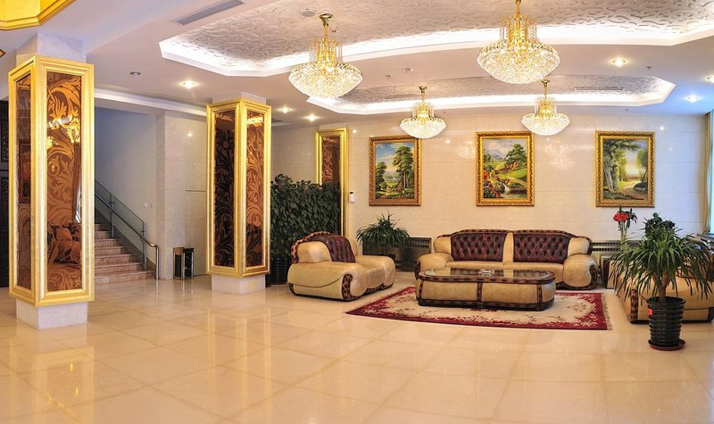 Jinqiao Hotel Lobby