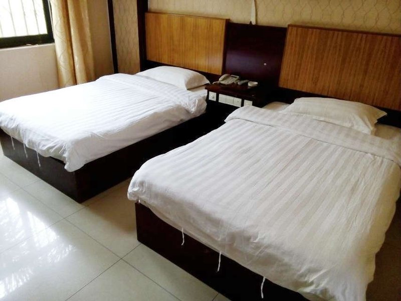 Tianyi Hotel Guest Room