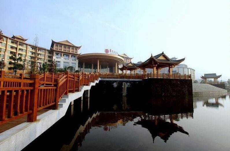 Huitang Huatian City Hot Spring Resort Hotel Over view