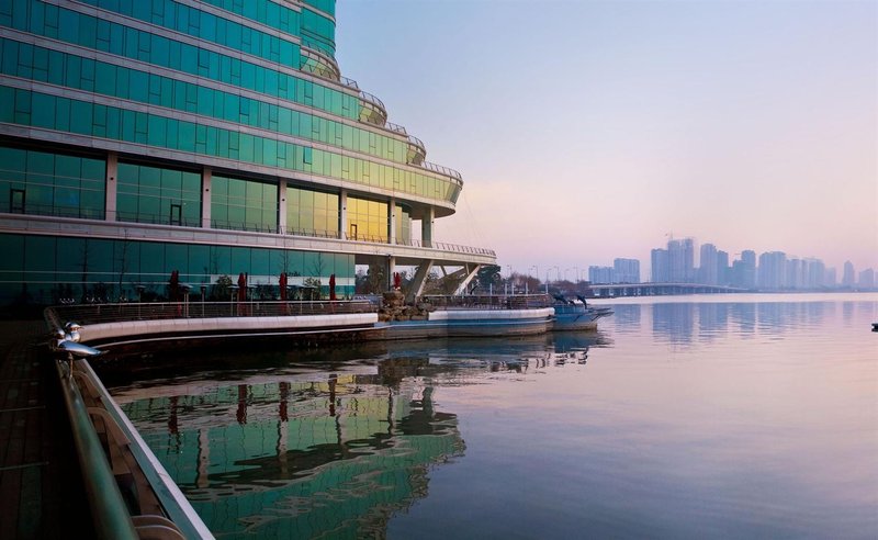 Crowne Plaza Suzhou Over view