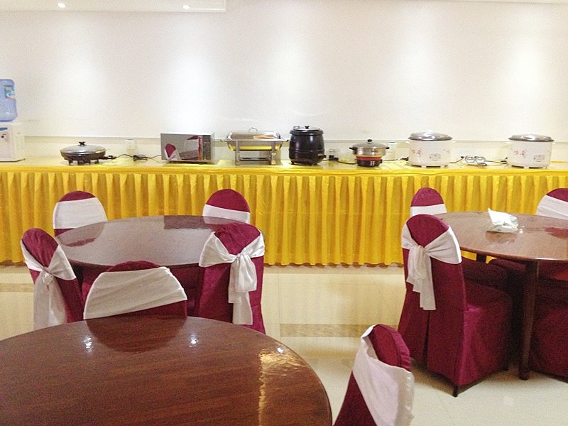 Pingdushi Holiday Chain Hotel Restaurant