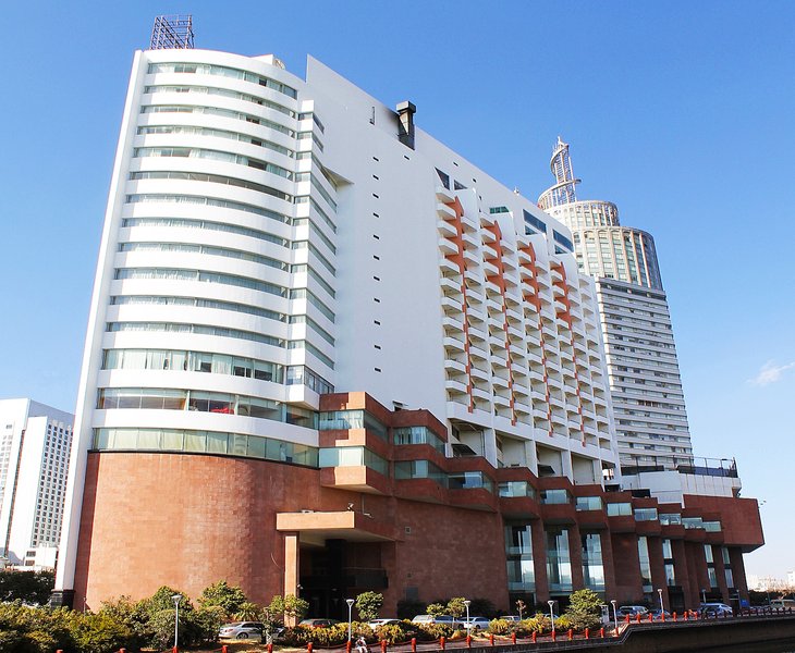 Bank Hotel Kunming Over view