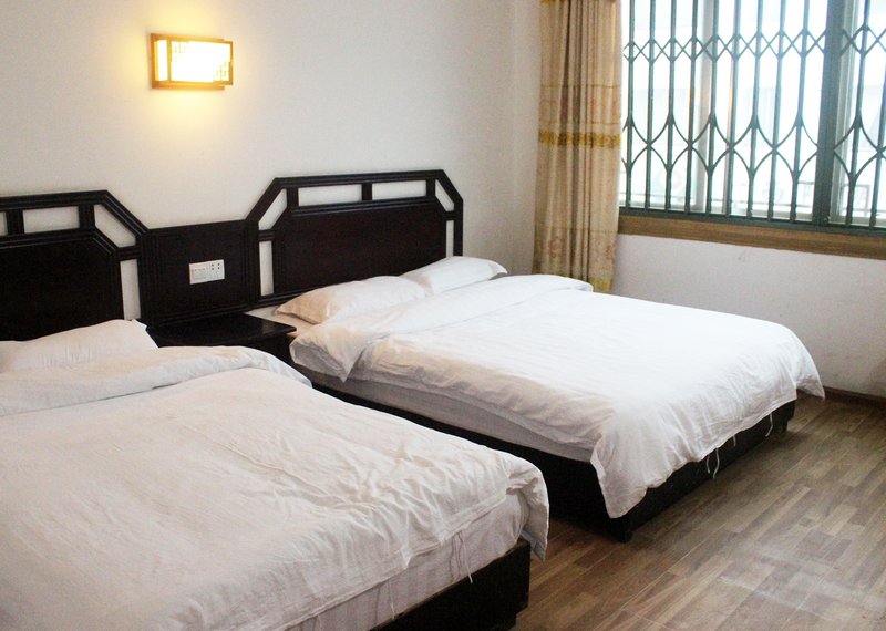 Xiping Hotel Guest Room