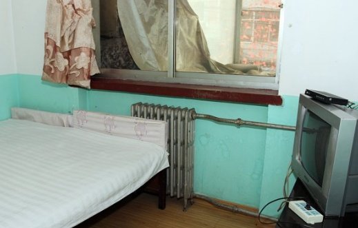 Individual Space Hostel Guest Room