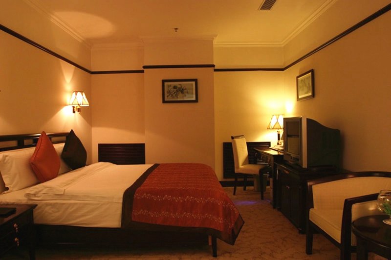 Lubberland Hotel Guest Room