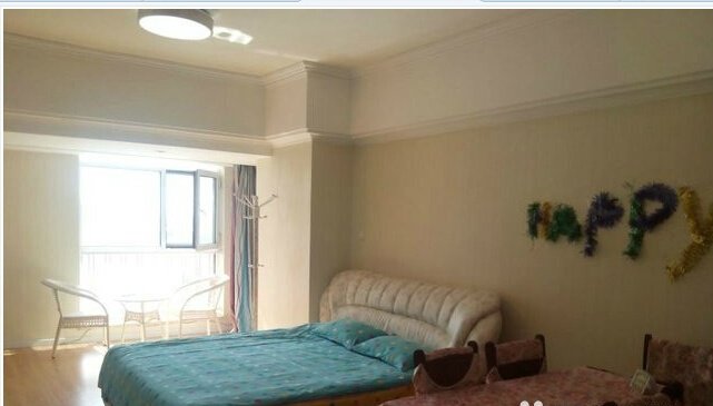 8090 Hotel Guest Room