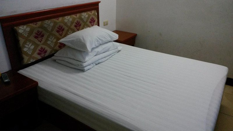 The guest forever China hotel Guest Room