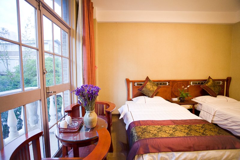 Lijiang Yi Liunian Inn Guest Room