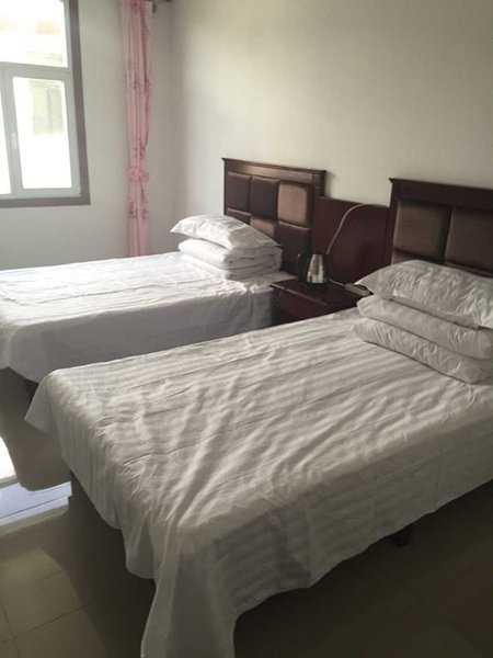 huachengbinguan Guest Room