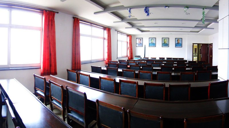 Longmai Manor meeting room