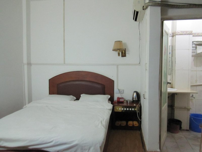 Guiping Congwei HotelGuest Room