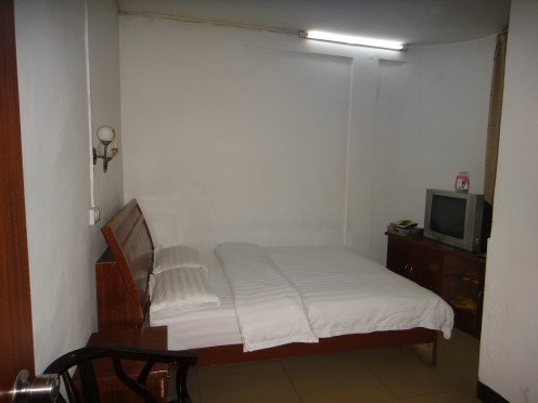 Nandan County Hongyuan Hotel  Guest Room