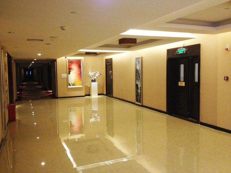 Jiangxia Hotel Lobby