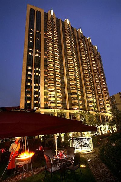 Grand Mercure Shanghai Hongqiao Over view