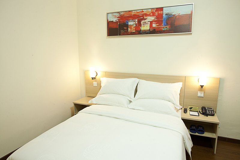 Xinyi Hotel Guest Room