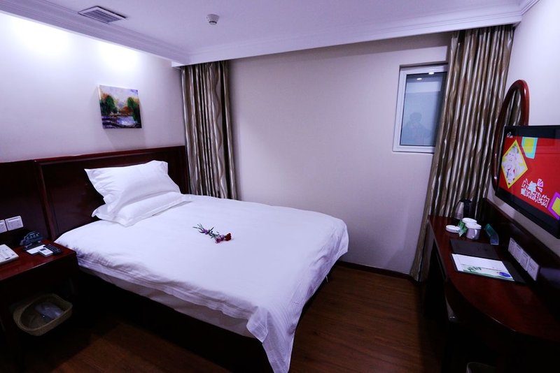 Greentree Inn  Guest Room