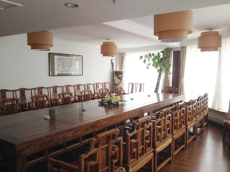 Home Pebble Motell (Chengde Summer Resort beixinglong Street) meeting room