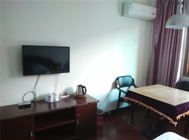 Tiantian Hotel Guest Room