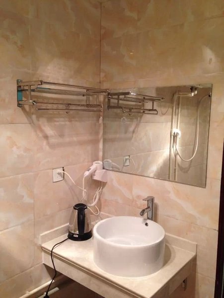 Ando Hotel Guest Room