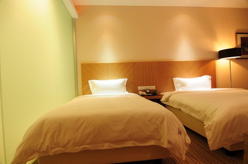 Yuntai 6+1 Hotel Guest Room