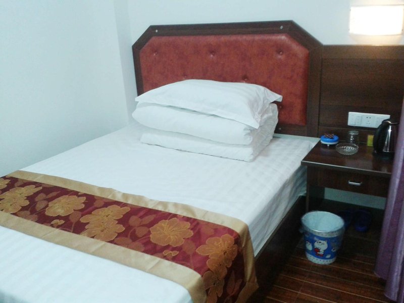 QiuBei XinChen Business Hotel Guest Room