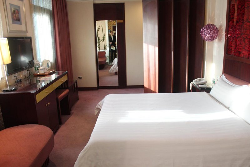 Zhuhai Emerald Palace Hotel Guest Room