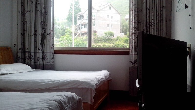 Dingjia Guqiao Mountain Villa Guest Room