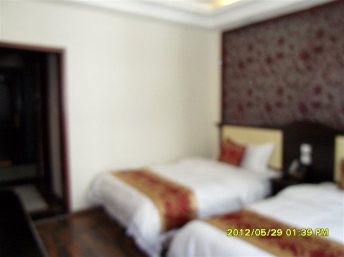 Mingzhu Hotel Guest Room