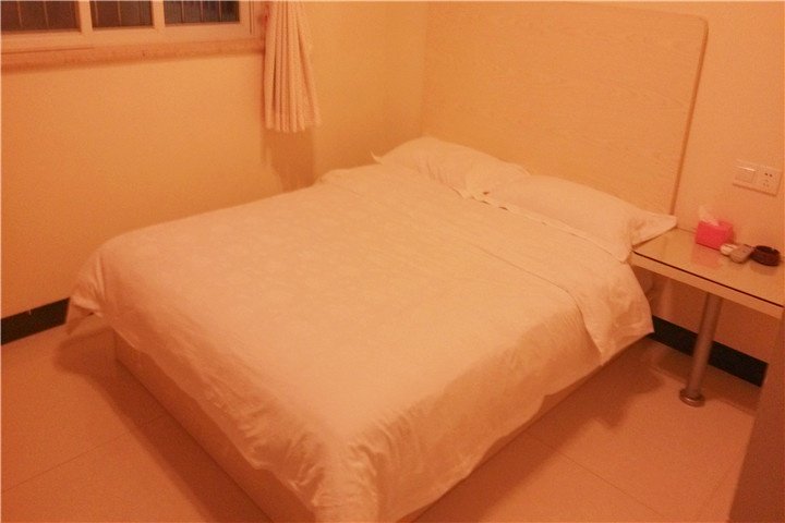 Yueyang legend hotel qijialing institute of technology store Guest Room