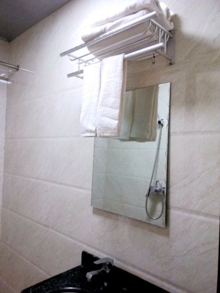 Commercial Court Hotel  Guest Room