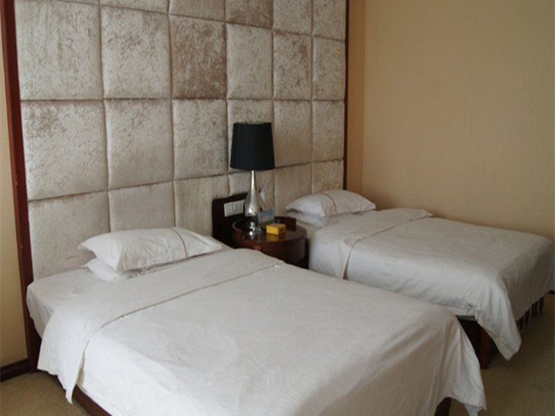 Delong HotelGuest Room