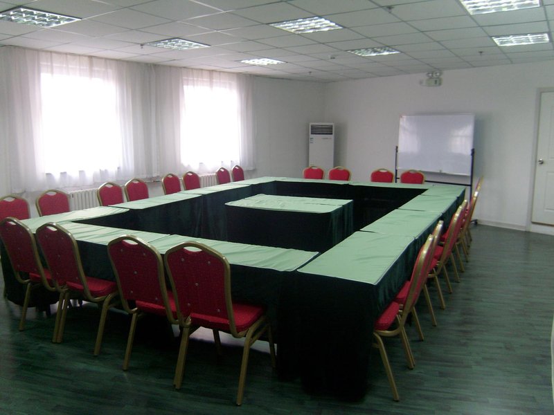 Home Inn Jinzhou Jiefang Square Dalian meeting room