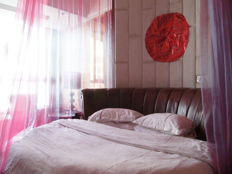 Delong HotelGuest Room