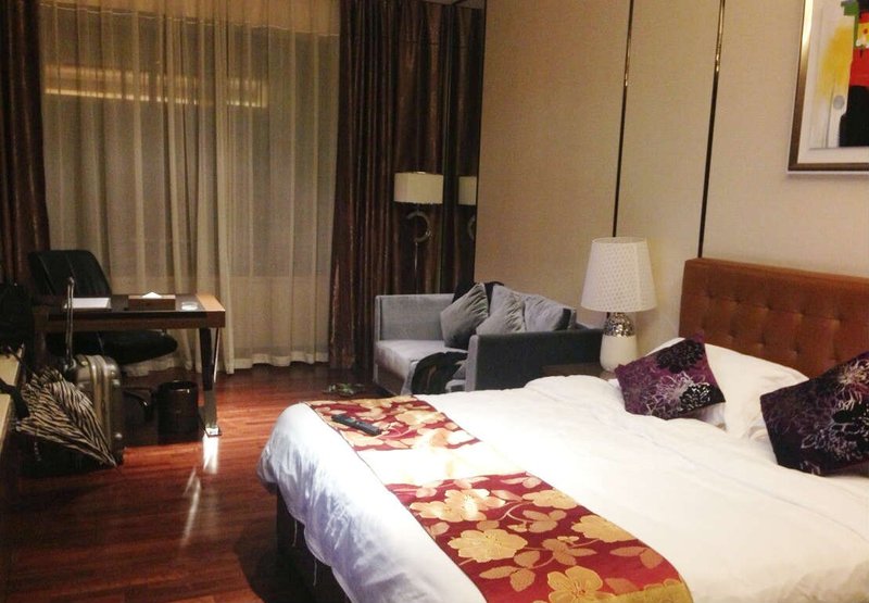 eStay Residence • Poly Central Pivot Guangzhou Guest Room