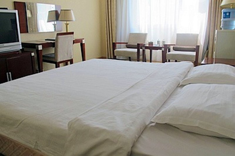 Yantai Ruifeng Court HotelGuest Room