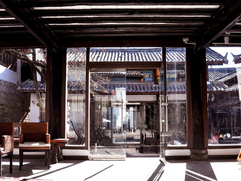 Lijiang Gallery of Blessings Hotel Lobby